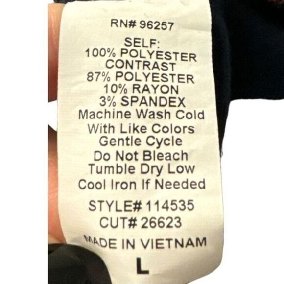 Perseption Womens Blue Striped Sleeveless Collared‎ VNeck Button Top sz L Beachy - Picture 4 of 4